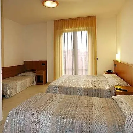 Hotel Rotonda 3*