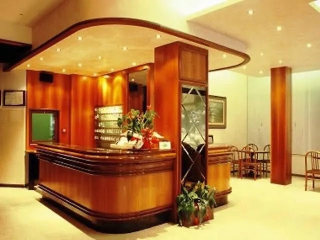 فندق Rotonda